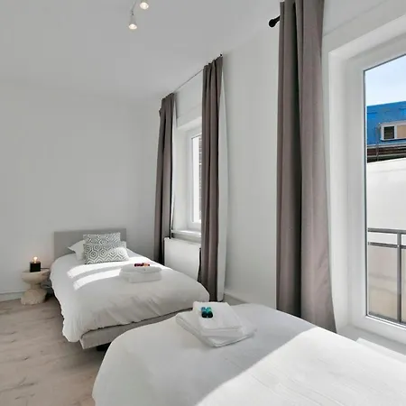 Spacious Terraced House, Center Of Σπίτι διακοπών Knokke-Heist