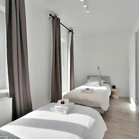 Spacious Terraced House, Center Of Σπίτι διακοπών